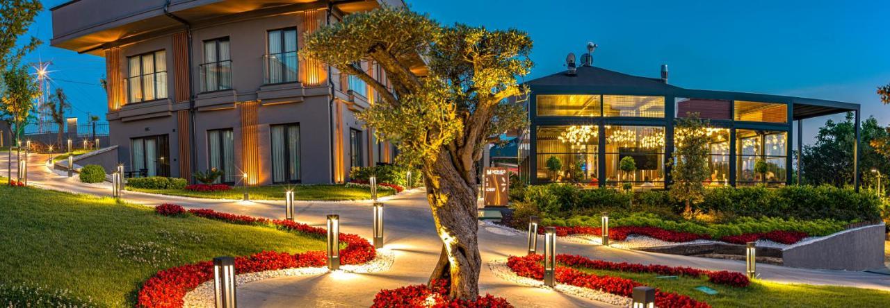 Menalo Premium Airport Otel 5*