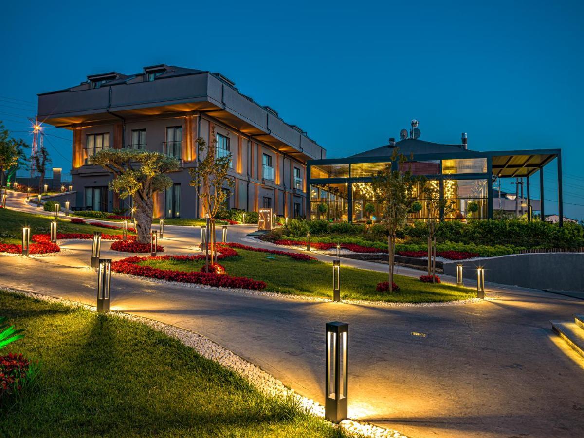 Menalo Premium Airport 5* İstanbul